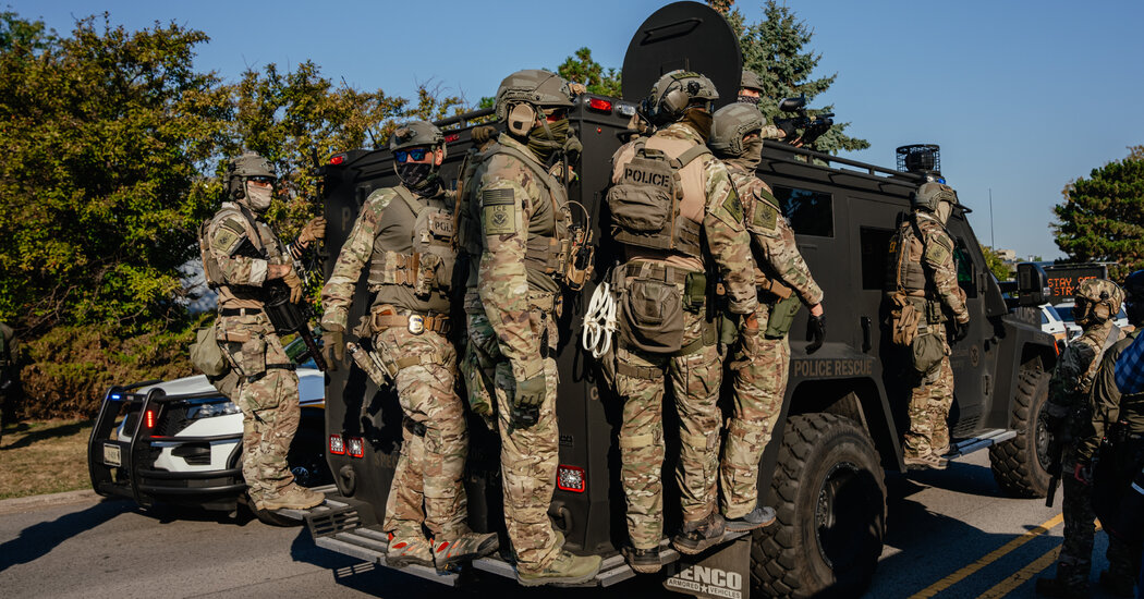 Nhân viên Cơ quan Thực thi Di trú và Hải quan (ICE) Hoa Kỳ