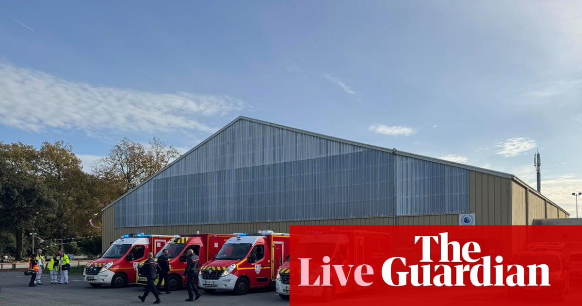 Cảnh sát phong tỏa hiện trường vụ xe đâm người ở Île d’Oléron, Pháp