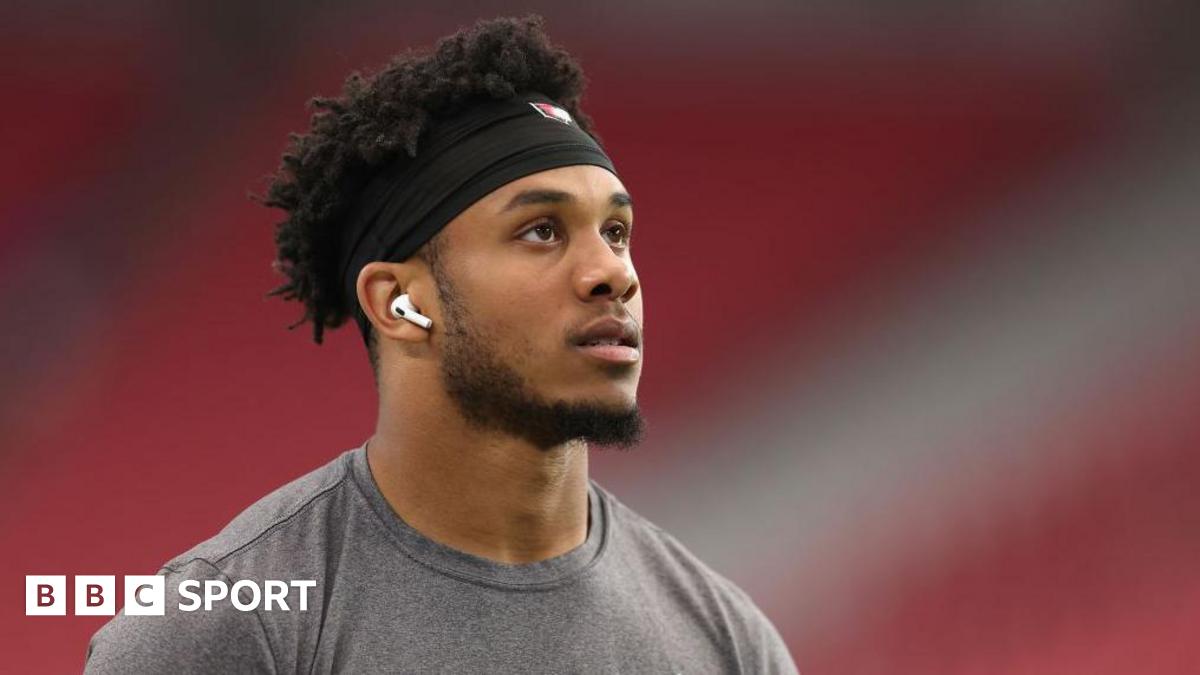 Rondale Moore trong trang phục thi đấu NFL