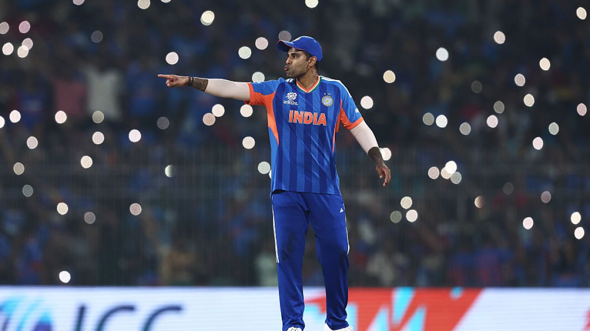 Suryakumar Yadav, đội trưởng Ấn Độ, dẫn dắt đội tại một sự kiện ICC lớn